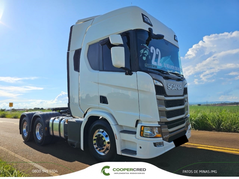 Scania R540 21/22 6x4 Branco