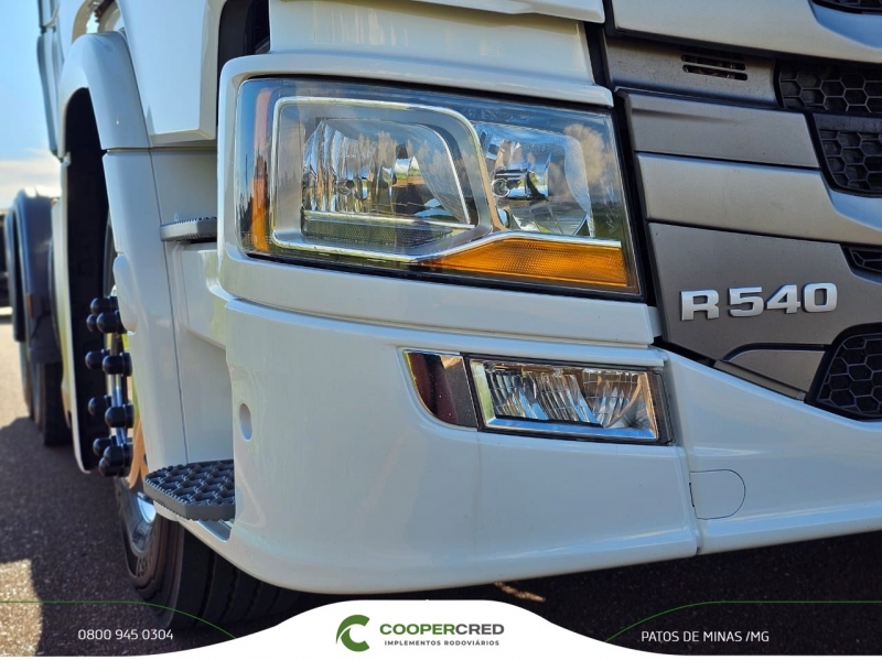 Scania R540 21/22 6x4 Branco