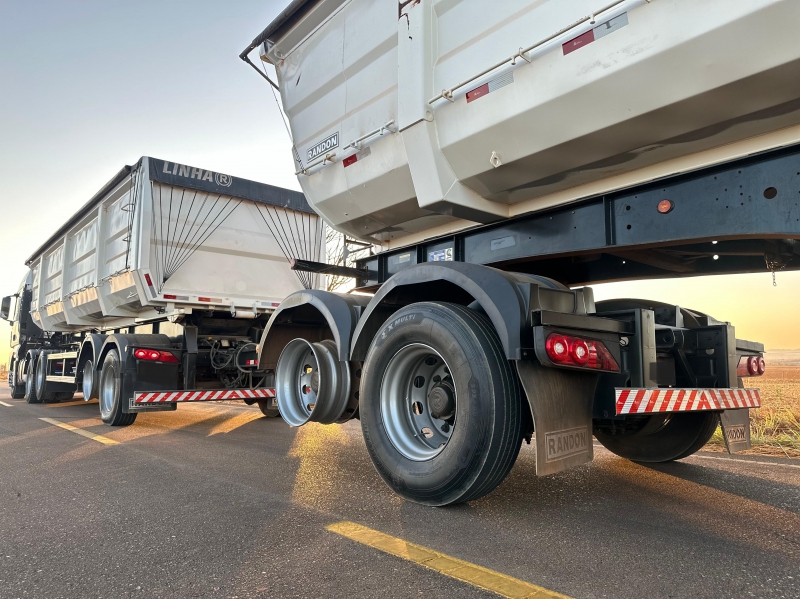 Rodocaçamba Randon 2020 Branco Revisado